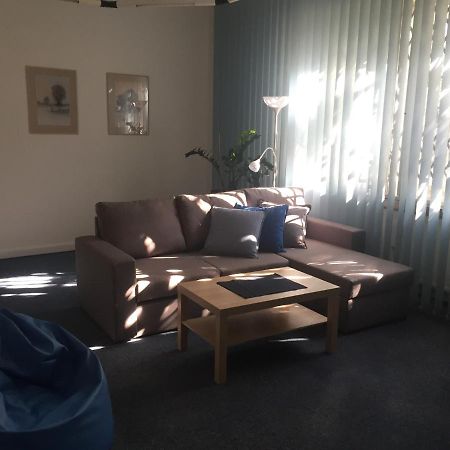 Blue Apartment In Beautiful English Style Garden With Atmosphere Prag Eksteriør billede