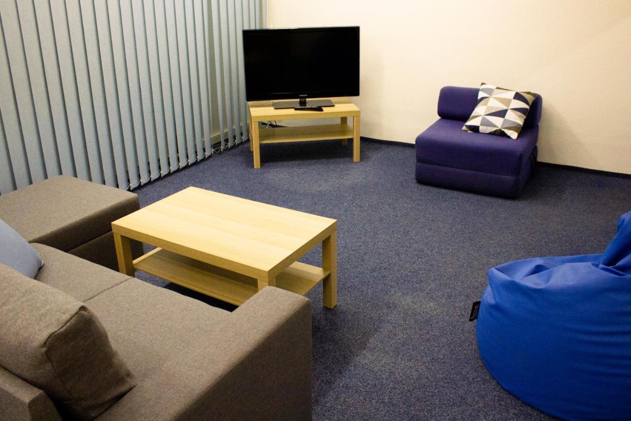 Blue Apartment In Beautiful English Style Garden With Atmosphere Prag Eksteriør billede